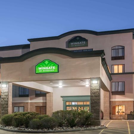 Wingate By Wyndham - Edmonton West Hotell Exteriör bild