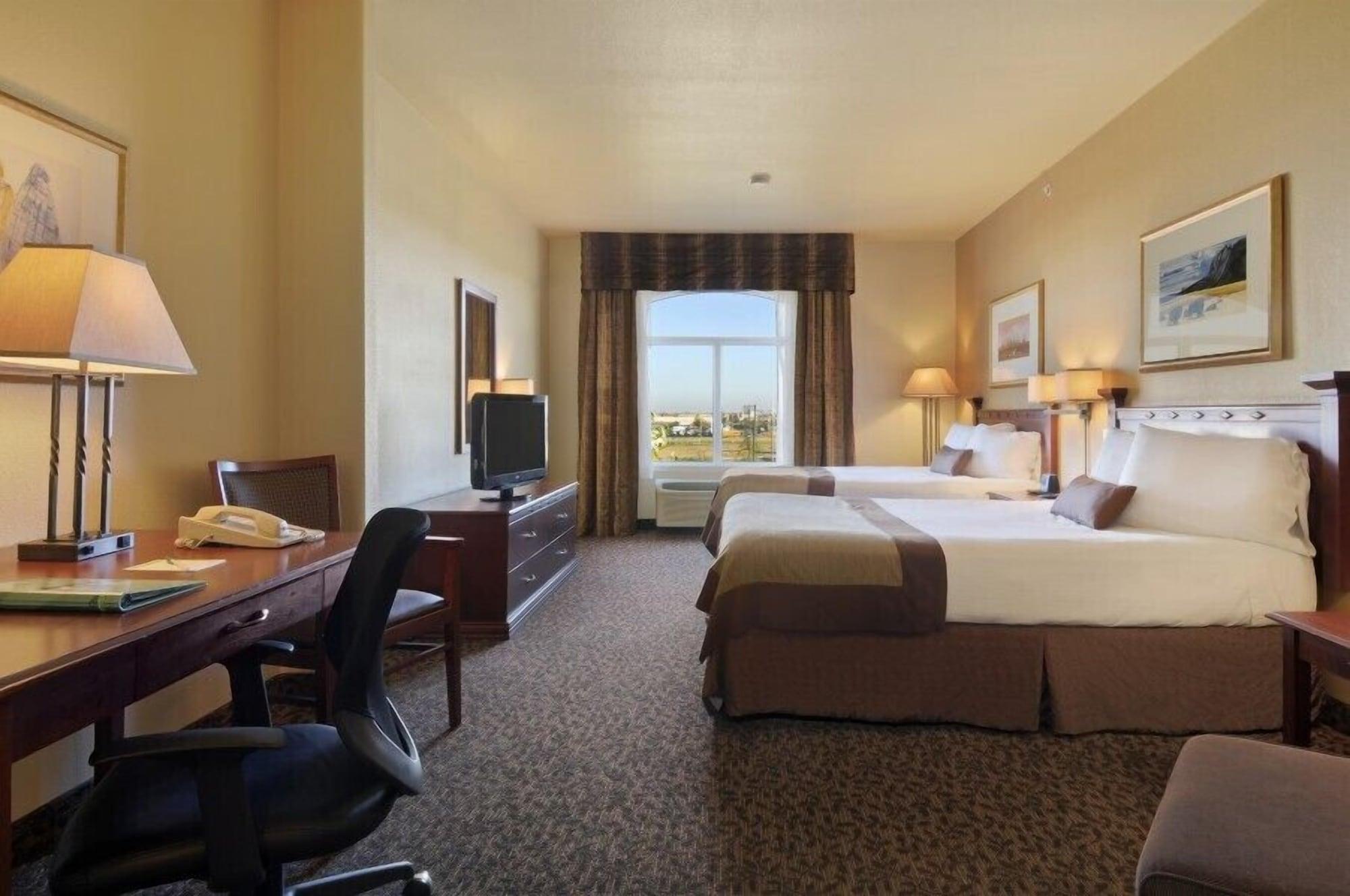 Wingate By Wyndham - Edmonton West Hotell Exteriör bild