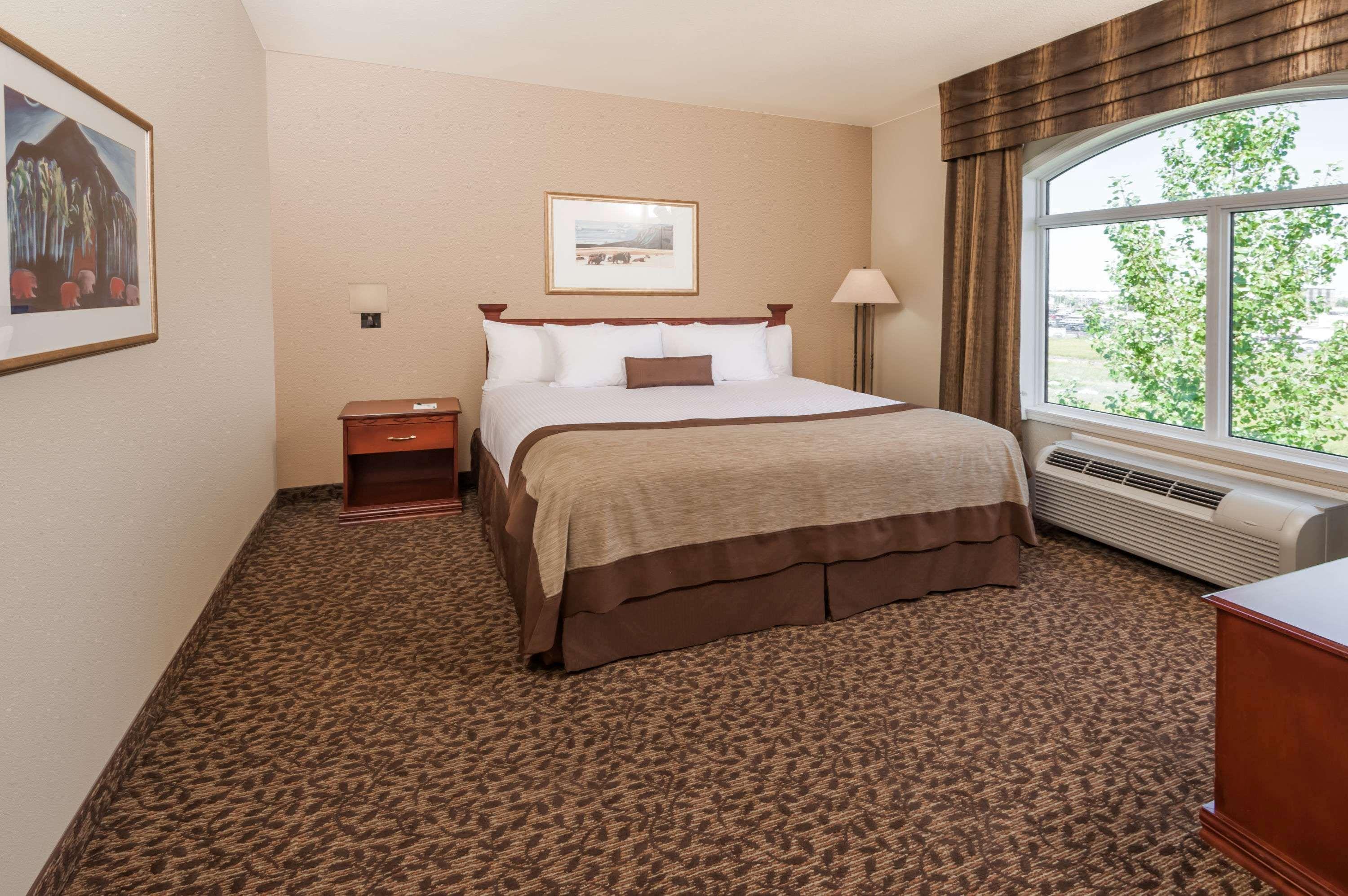 Wingate By Wyndham - Edmonton West Hotell Exteriör bild